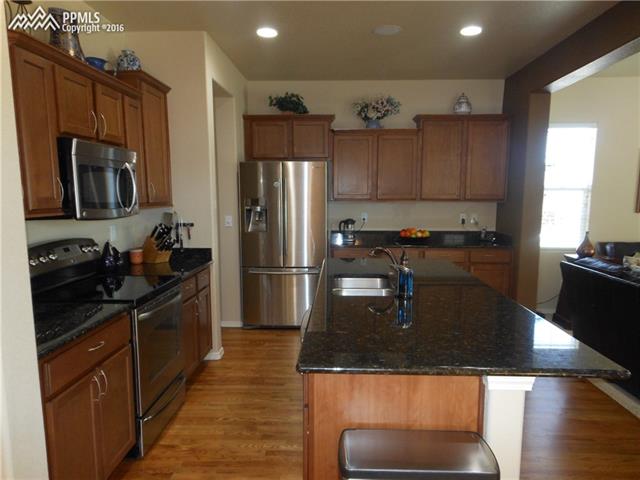 967 Spectrum Loop Colorado Springs, CO 80921 - Photo 2 of 36 Gallery Image 2