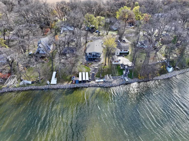 $422,000 | 4916 189th Avenue Northwest, New London, MN 56273