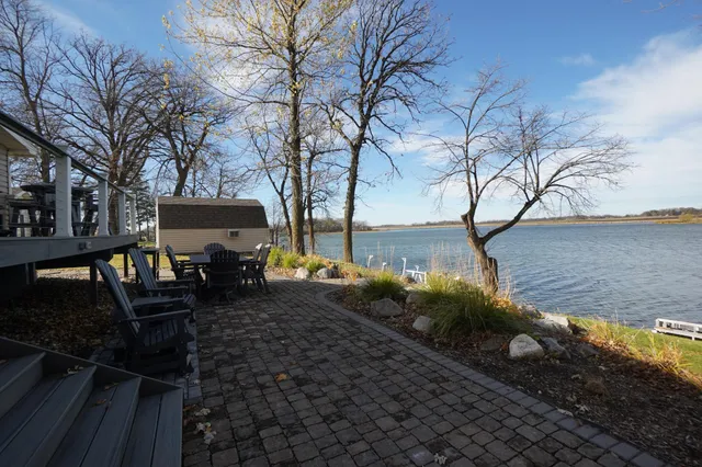 $422,000 | 4916 189th Avenue Northwest, New London, MN 56273