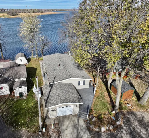 $422,000 | 4916 189th Avenue Northwest, New London, MN 56273