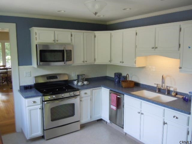 122 Traver Road Wilton, NY 12831 - Photo 9 of 17 Photo 9