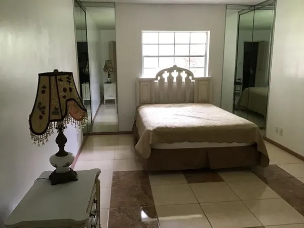 $1,250 | 5641 Southwest 2nd Court, Unit 212, Margate, FL 33068