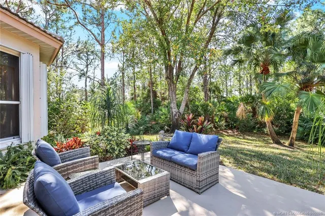 $559,000 | 3640 Northwest Royal Oak Drive, Jensen Beach, FL 34957