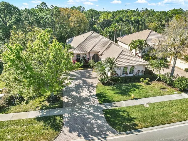 $559,000 | 3640 Northwest Royal Oak Drive, Jensen Beach, FL 34957