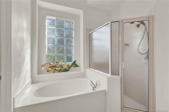 $559,000 | 3640 Northwest Royal Oak Drive, Jensen Beach, FL 34957