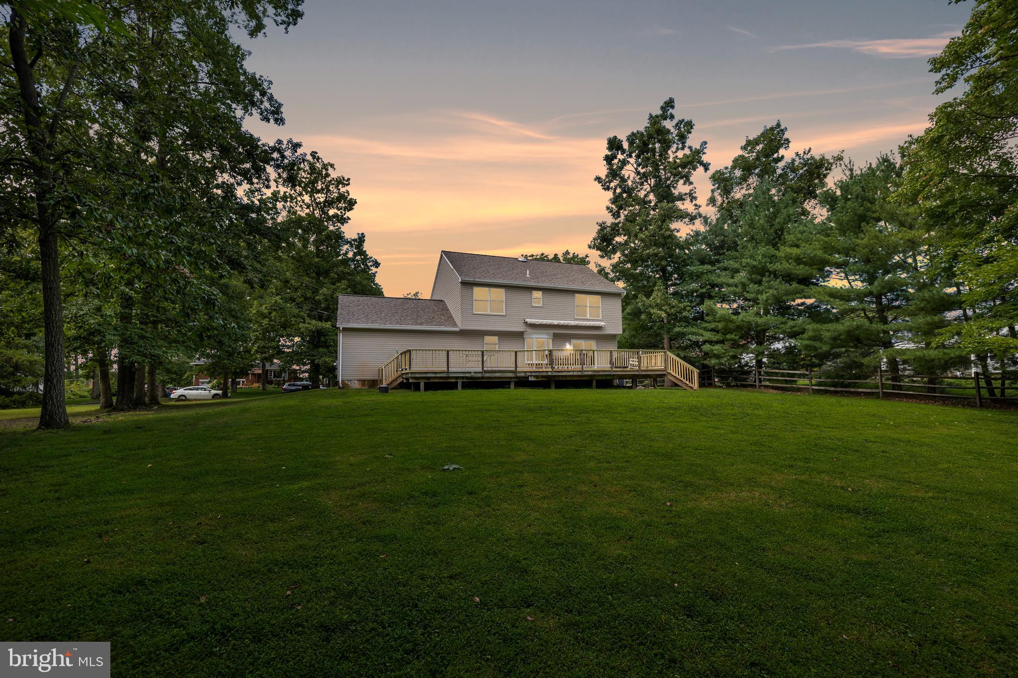 621 Griffiths Road Warrington, PA 18976 - Photo 2 of 54 Gallery Image 2