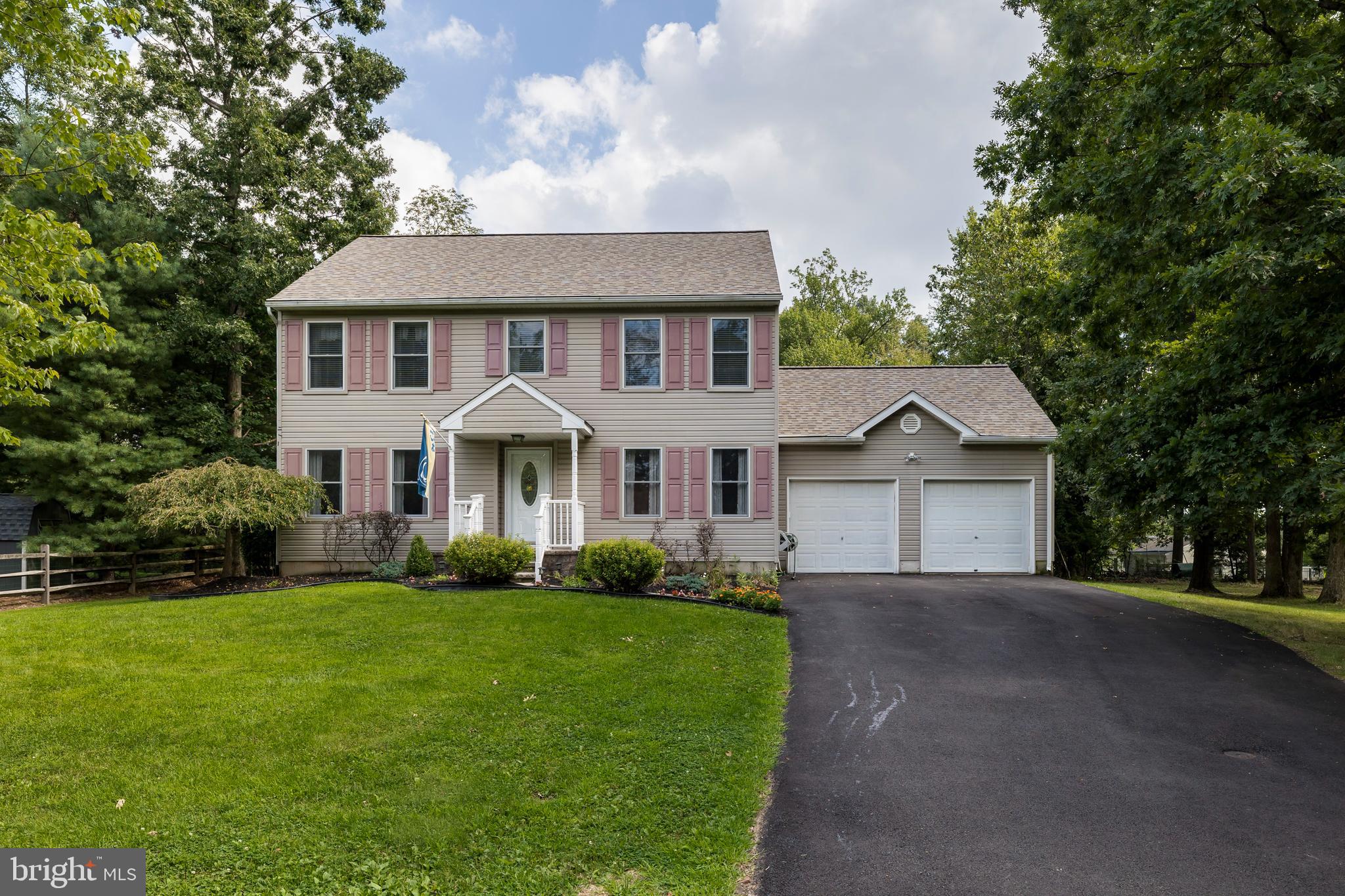 621 Griffiths Road Warrington, PA 18976 - Photo 6 of 54 Gallery Image 6