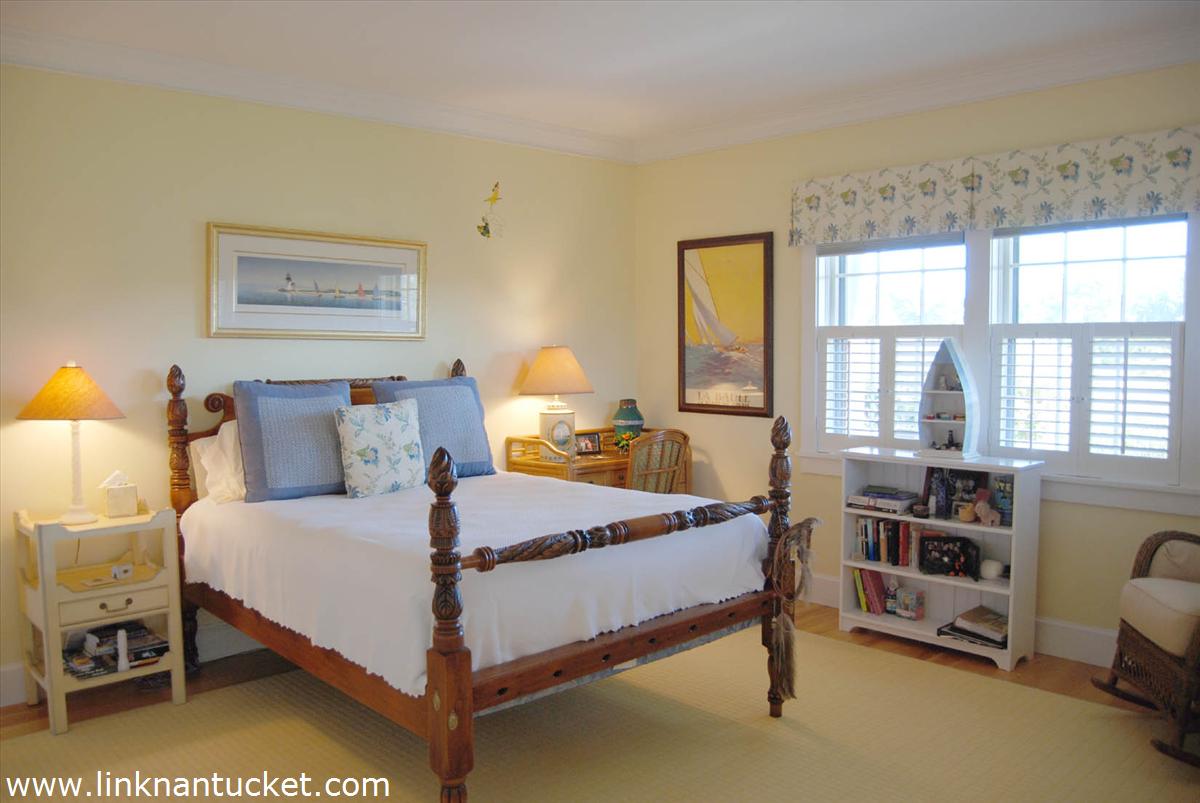 109 Madaket Road Nantucket, MA 02554 - Photo 18 of 29 Gallery Image 18