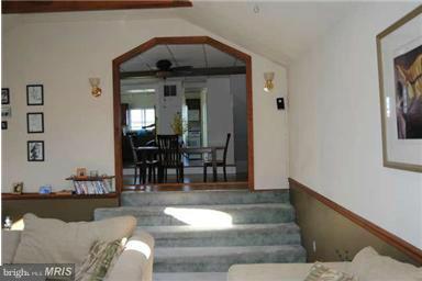 163 Arundel Road Pasadena, MD 21122 - Photo 11 of 19 Living Room