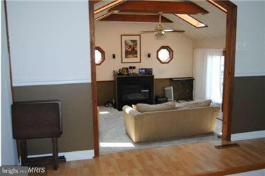 163 Arundel Road Pasadena, MD 21122 - Photo 10 of 19 Interior (General)