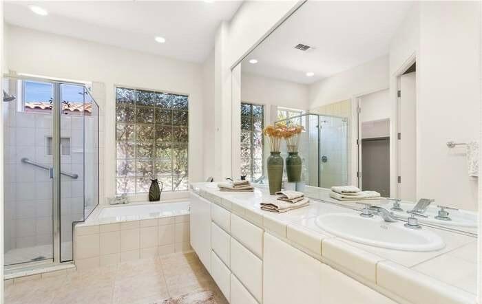 278 Loch Lomond Road Rancho Mirage, CA 92270 - Photo 12 of 31 Primary En-Suite