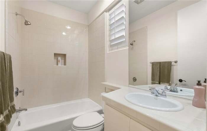 278 Loch Lomond Road Rancho Mirage, CA 92270 - Photo 15 of 31 Guest Bath