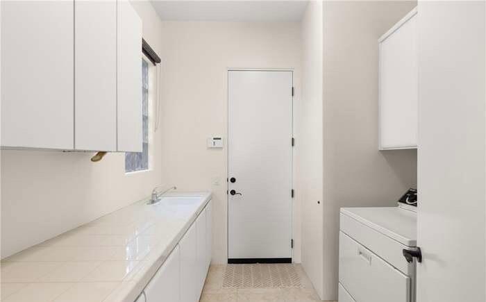 278 Loch Lomond Road Rancho Mirage, CA 92270 - Photo 16 of 31 Laundry Room