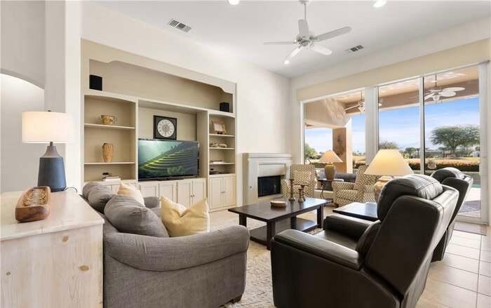 278 Loch Lomond Road Rancho Mirage, CA 92270 - Photo 3 of 31 Living Room