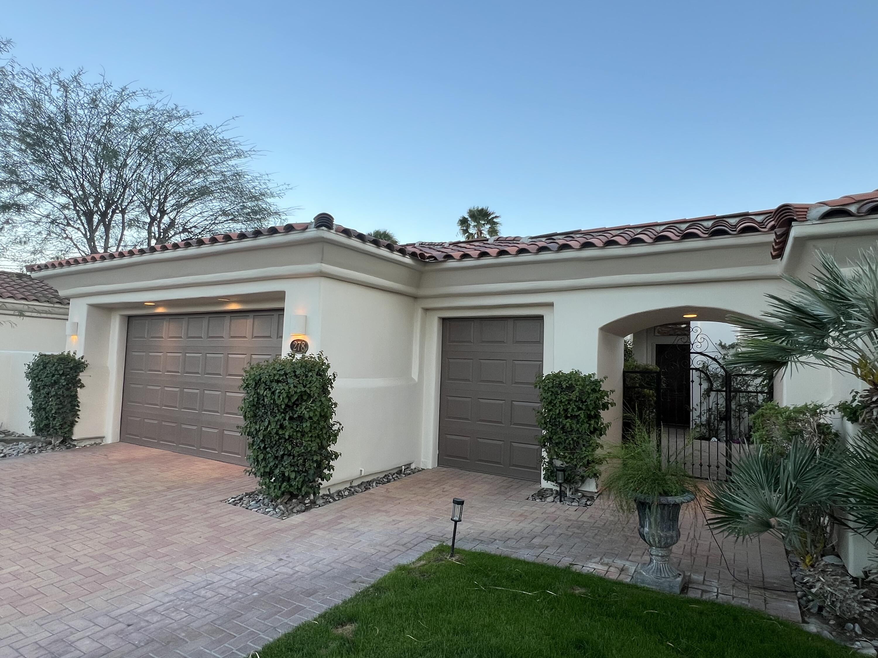 278 Loch Lomond Road Rancho Mirage, CA 92270 - Photo 31 of 31 Front View