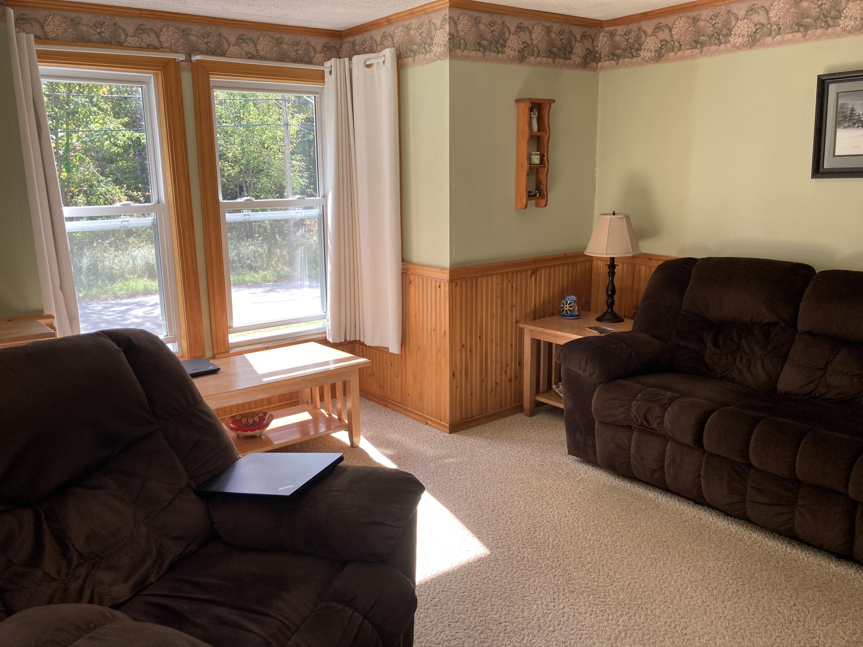 16 Pines Road Waterville, ME 04901 - Photo 9 of 19 Living Room