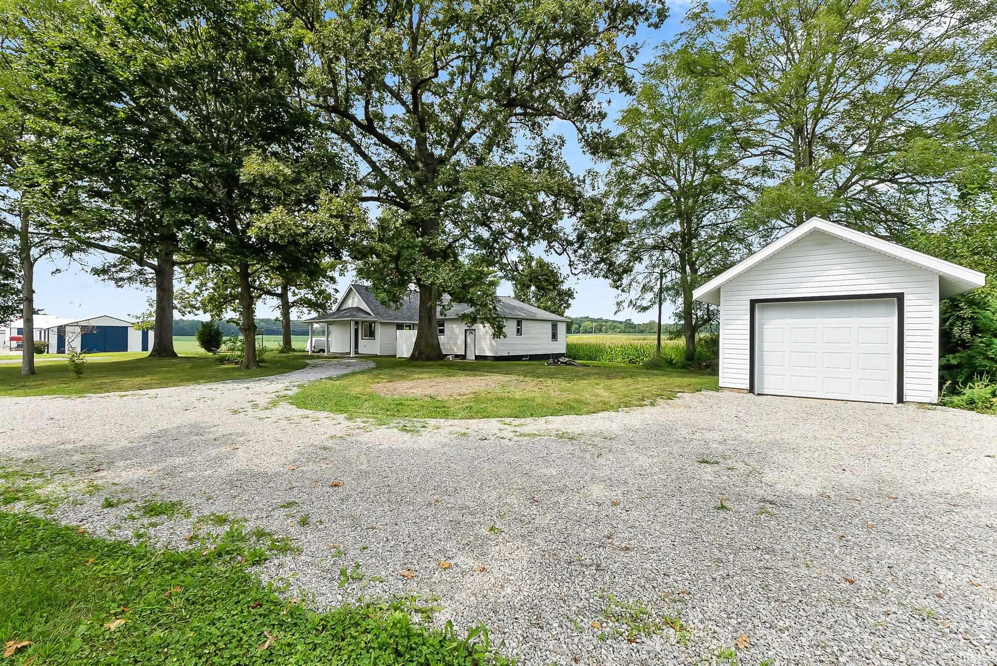 11932 Taylor Road Churubusco, IN 46723 - Photo 7 of 41 Gallery Image 7