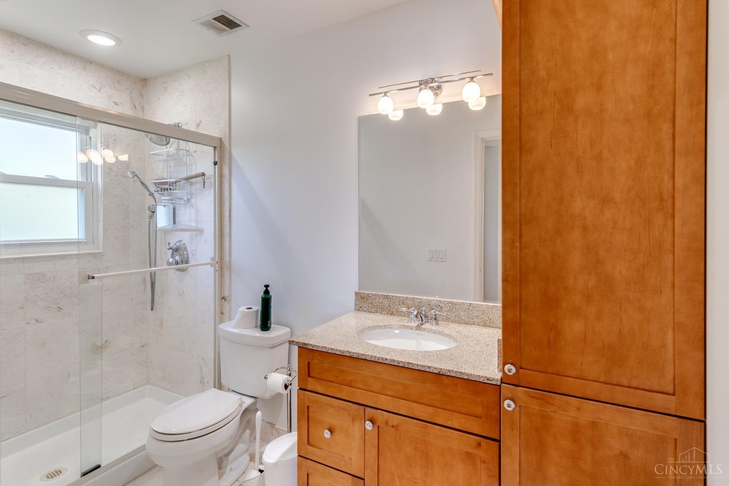 4729 Hubble Road Cincinnati, OH 45247 - Photo 47 of 69