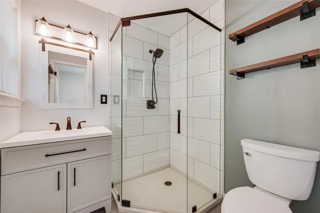 $310,000 | 411 Yorkshire Drive, Euless, TX 76040