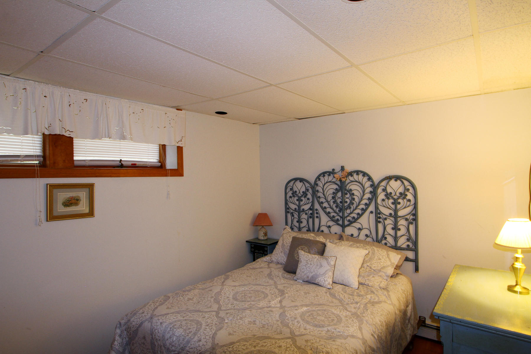 515 Steele Road Eastham, MA 02642 - Photo 19 of 33 Ground level bedroom 1