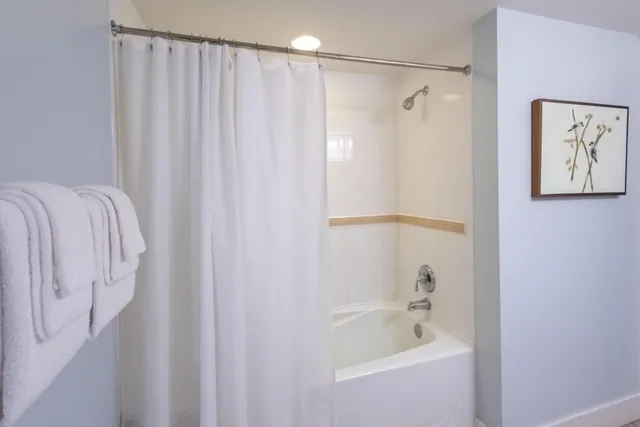 $420,000 | 9300 Baytowne Wharf Boulevard, Unit 401/403, Miramar Beach, FL 32550