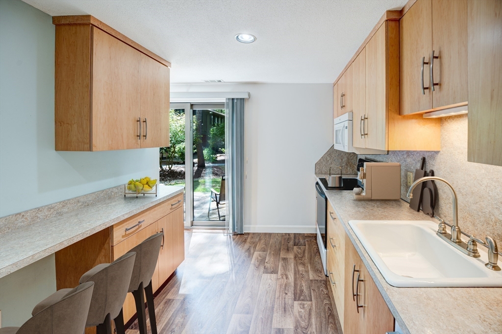 522 Tumbling Hawk, Unit 522 Acton, MA 01718 - Photo 11 of 42