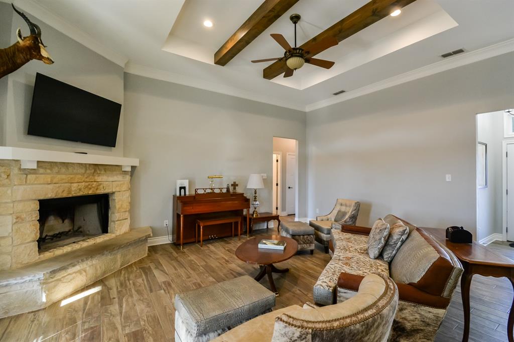 6434 Red Yucca Road Abilene, TX 79606 - Photo 4 of 18