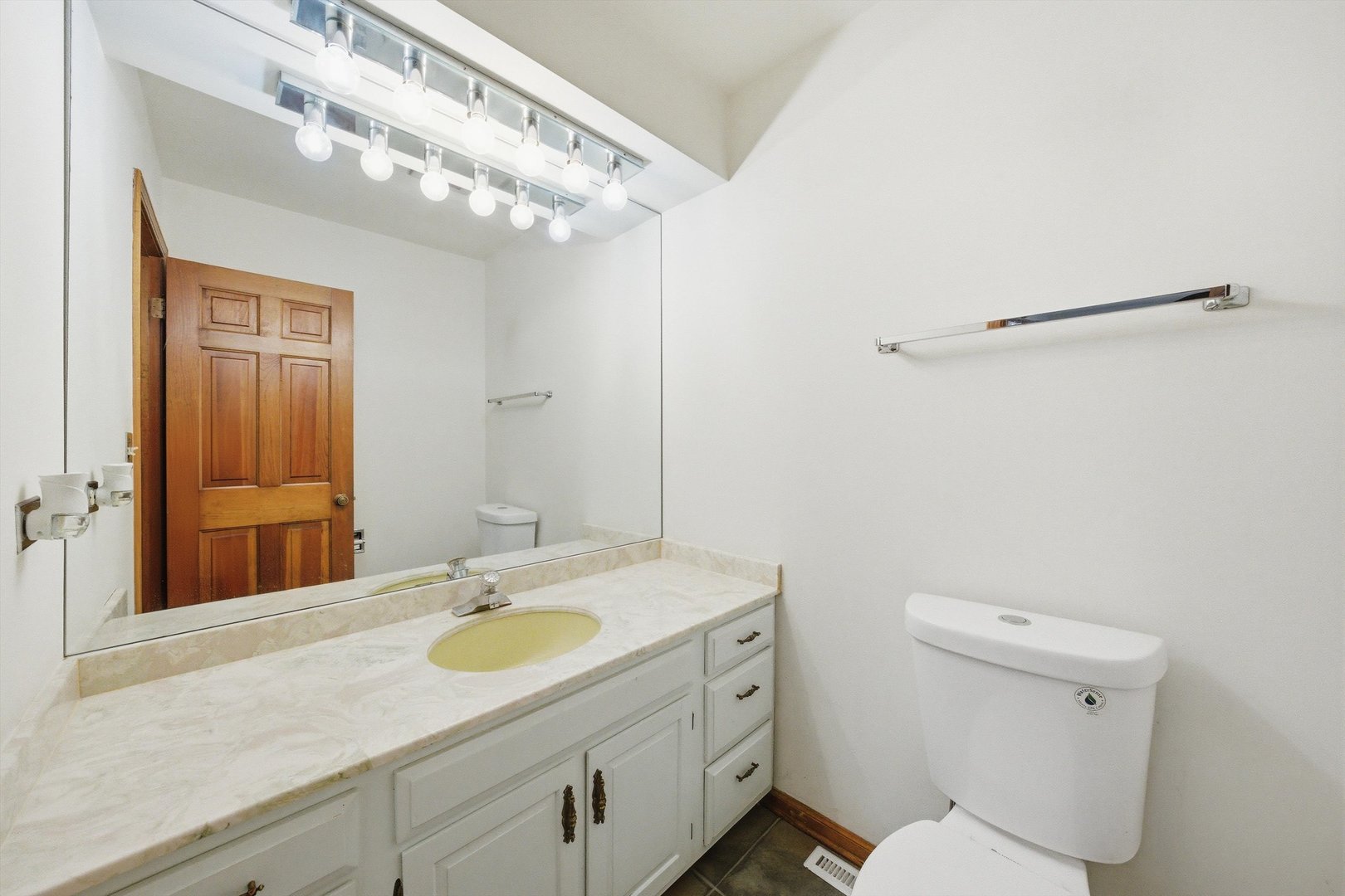 2919 Embassy Row Flossmoor, IL 60422 - Photo 20 of 45