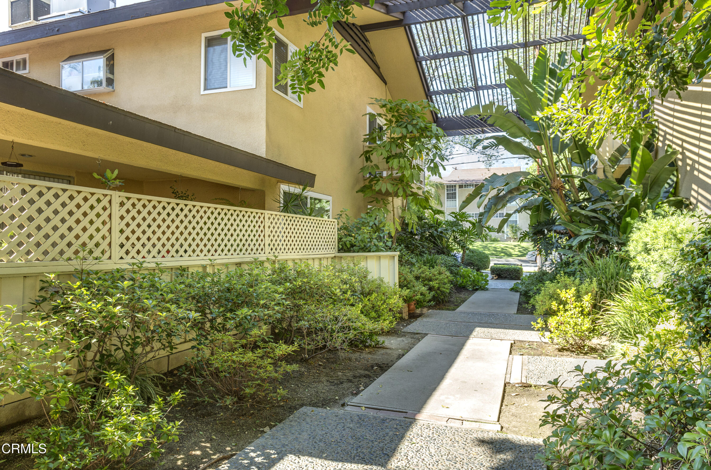 385 Cliff Drive, Unit 3 Pasadena, CA 91107 - Photo 10 of 15 385 Cliff Drive_082v1