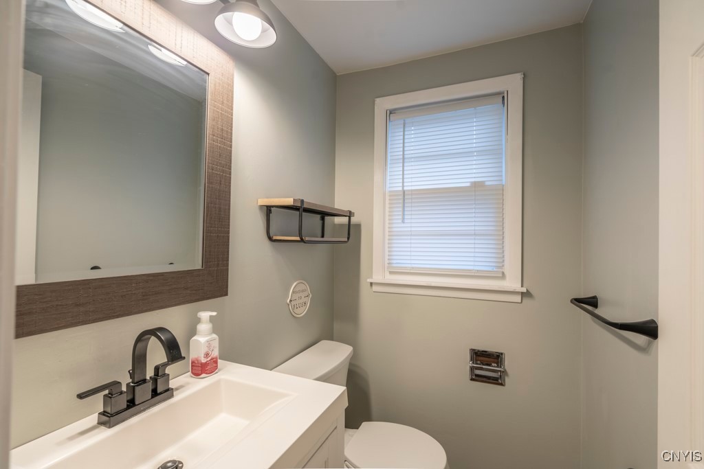 311 Kasson Road Camillus, NY 13031 - Photo 15 of 44