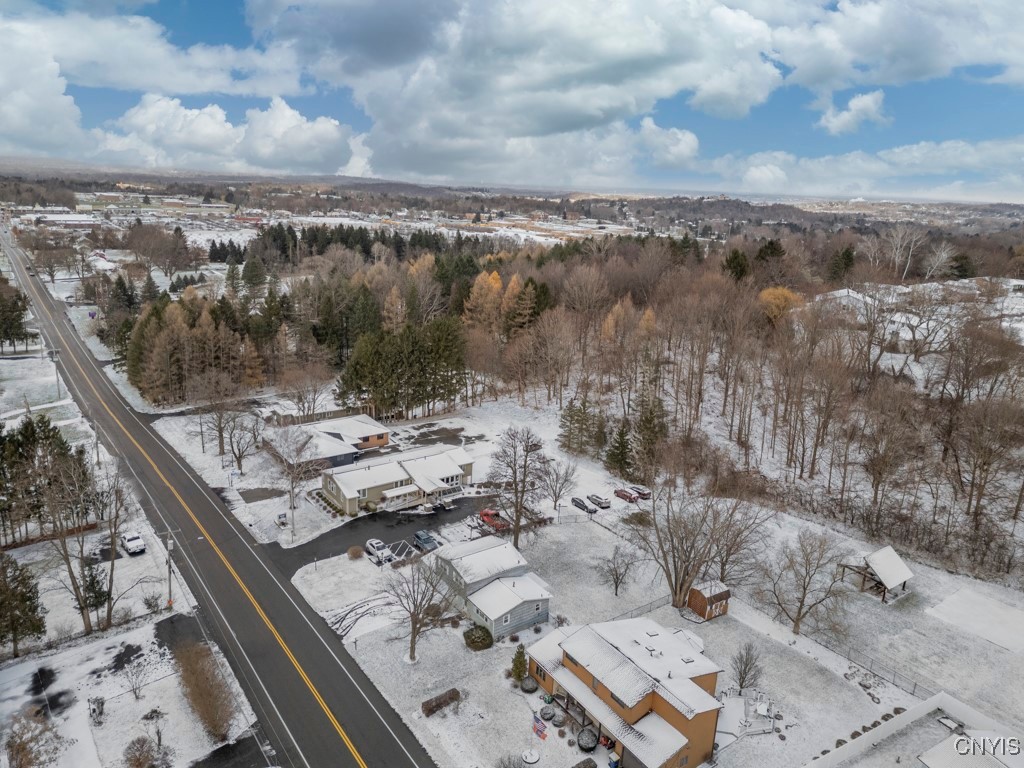 311 Kasson Road Camillus, NY 13031 - Photo 7 of 44