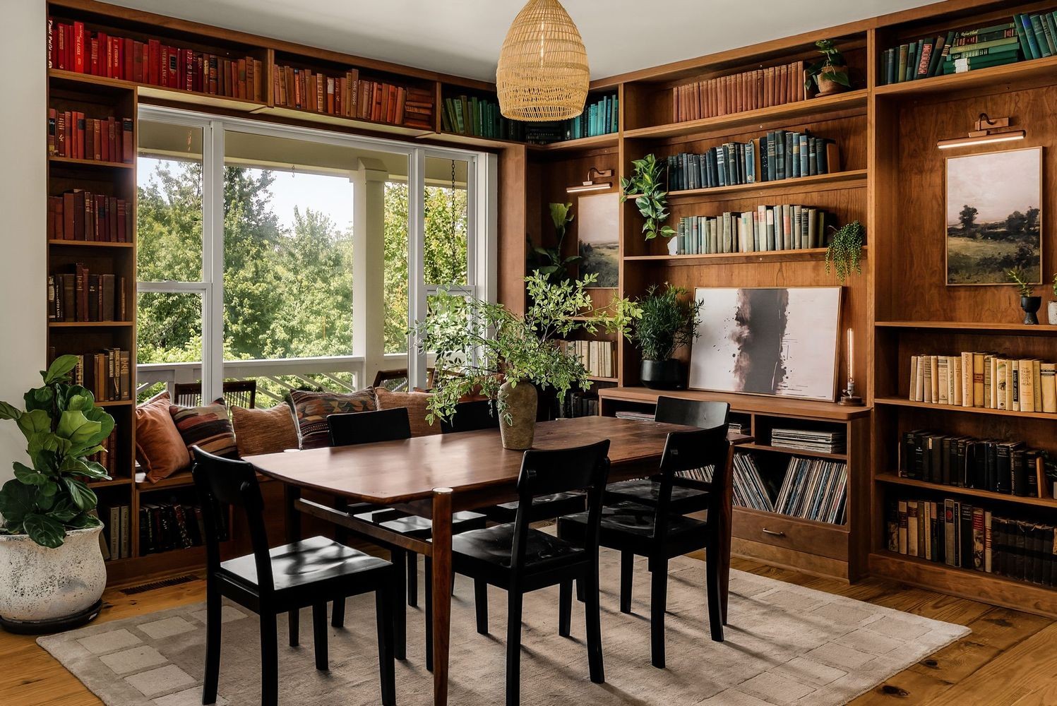 9581 South Harpeth Road Nashville, TN 37221 - Photo 11 of 55 a dining room with furniture window and wooden floor