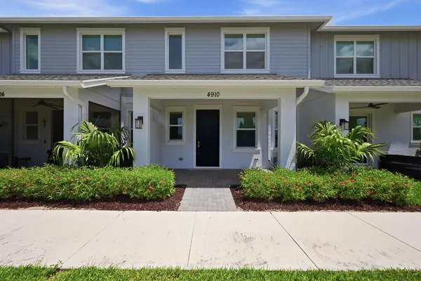 $3,000 | 4910 North Longwood Lake Square, Loxahatchee, FL 33470