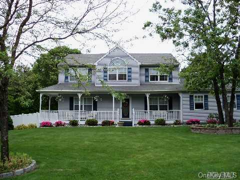 3 Rosa Court Centereach, NY 11720 - Photo 1 of 1 Gallery Image 1