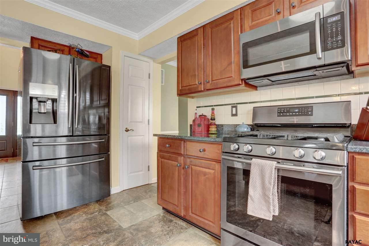 415 Kunkle Road Fawn Grove, PA 17321 - Photo 5 of 25 Gallery Image 5