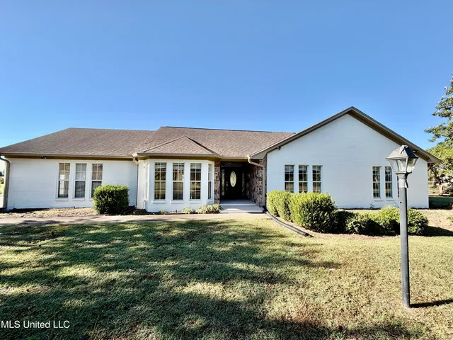 $350,000 | 340 Porter Drive, Clarksdale, MS 38614