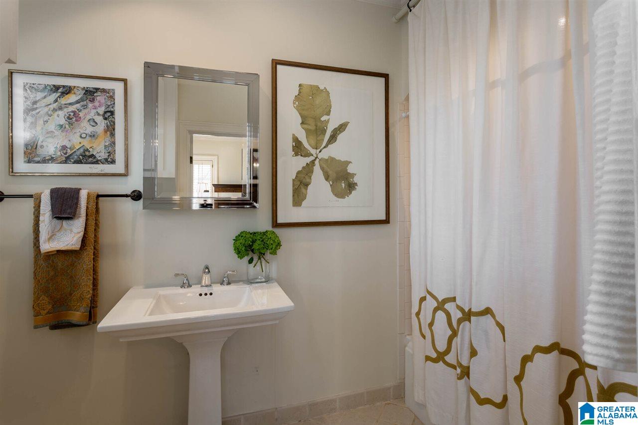 3553 Lenox Road Birmingham, AL 35213 - Photo 20 of 42