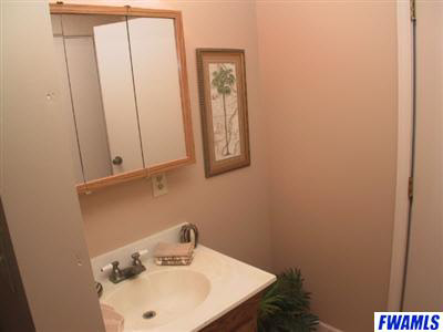 8916 Arcola Road Fort Wayne, IN 46818 - Photo 9 of 14
