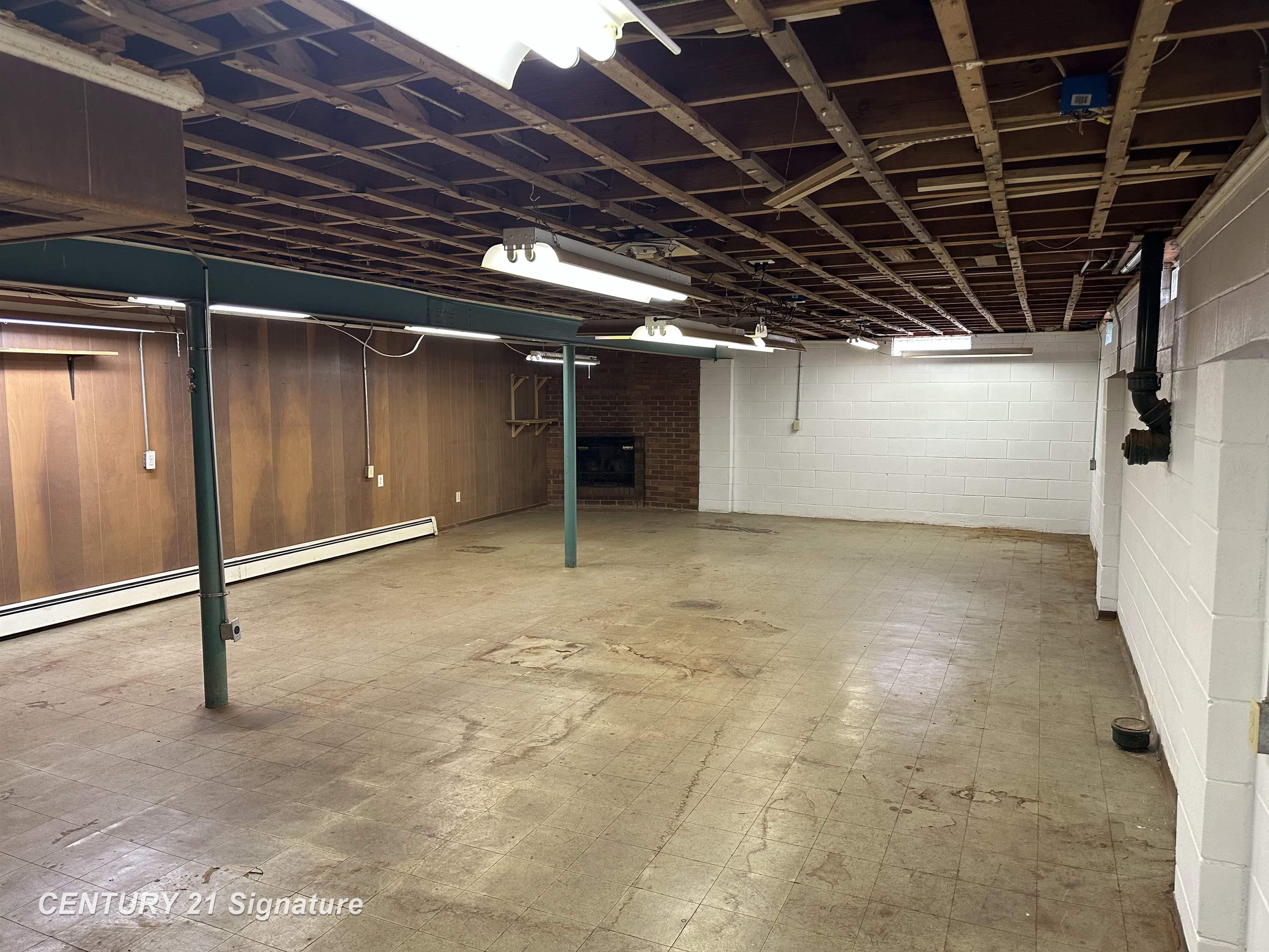 5281 Deland Road Flushing, MI 48433 - Photo 22 of 42