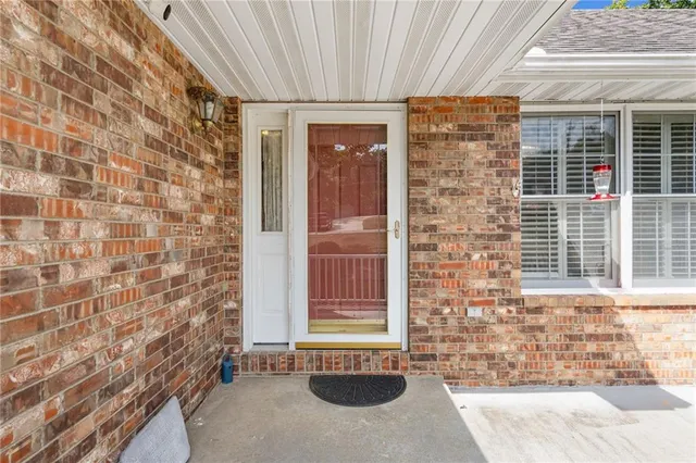 $340,000 | 1655 Sunchase Drive, Warsaw, MO 65355