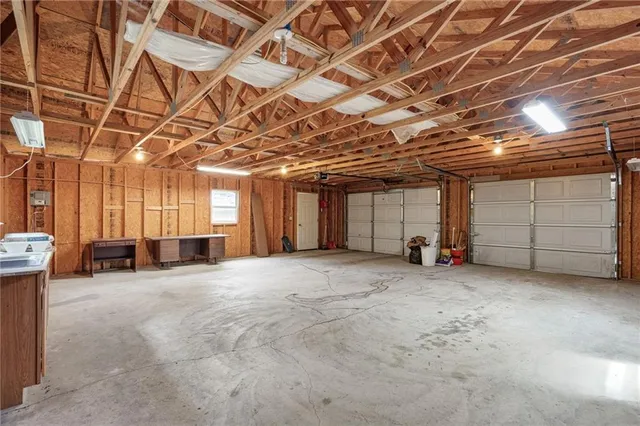 $340,000 | 1655 Sunchase Drive, Warsaw, MO 65355