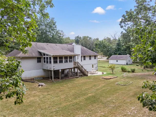 $340,000 | 1655 Sunchase Drive, Warsaw, MO 65355