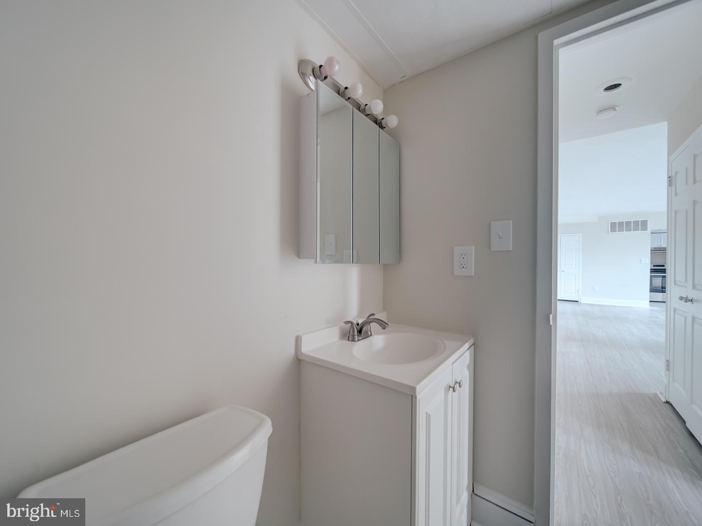 1115 12th Street Northwest, Unit 601 Washington, DC 20005 - Photo 20 of 26