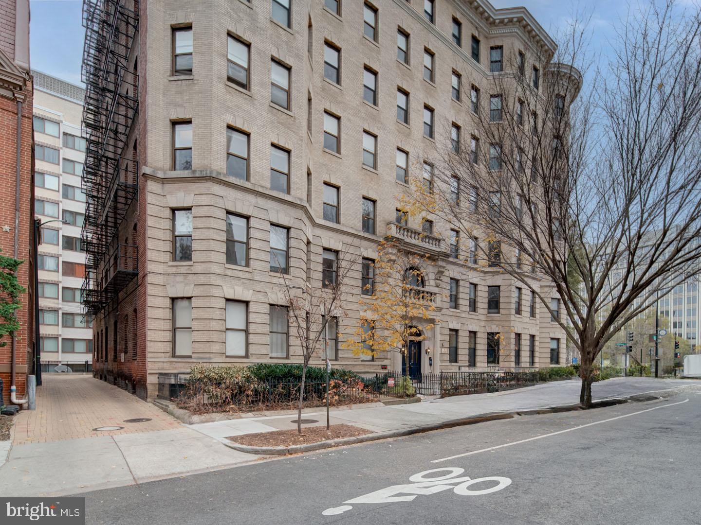 1115 12th Street Northwest, Unit 601 Washington, DC 20005 - Photo 4 of 26