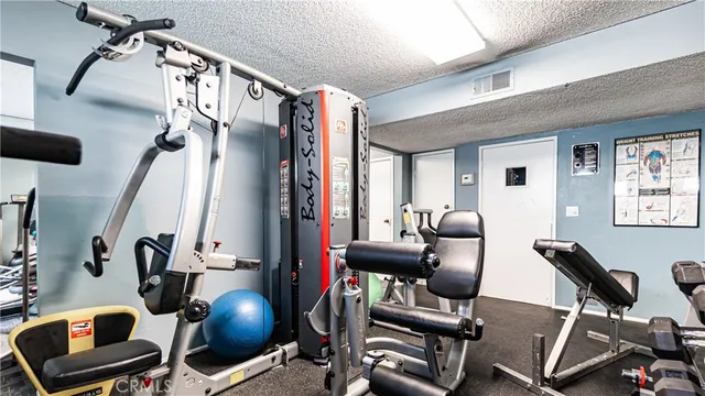 $699,000 | 1940 Highland Avenue, Unit 26, Los Angeles, CA 90068