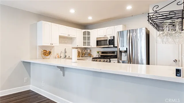 $699,000 | 1940 Highland Avenue, Unit 26, Los Angeles, CA 90068