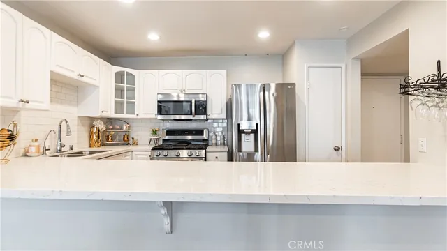 $699,000 | 1940 Highland Avenue, Unit 26, Los Angeles, CA 90068