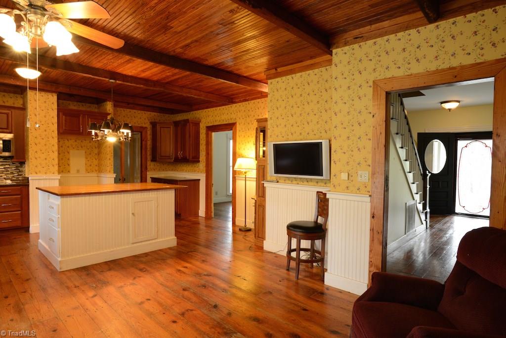 4705 Harvey Road Jamestown, NC 27282 - Photo 22 of 29 Gallery Image 22