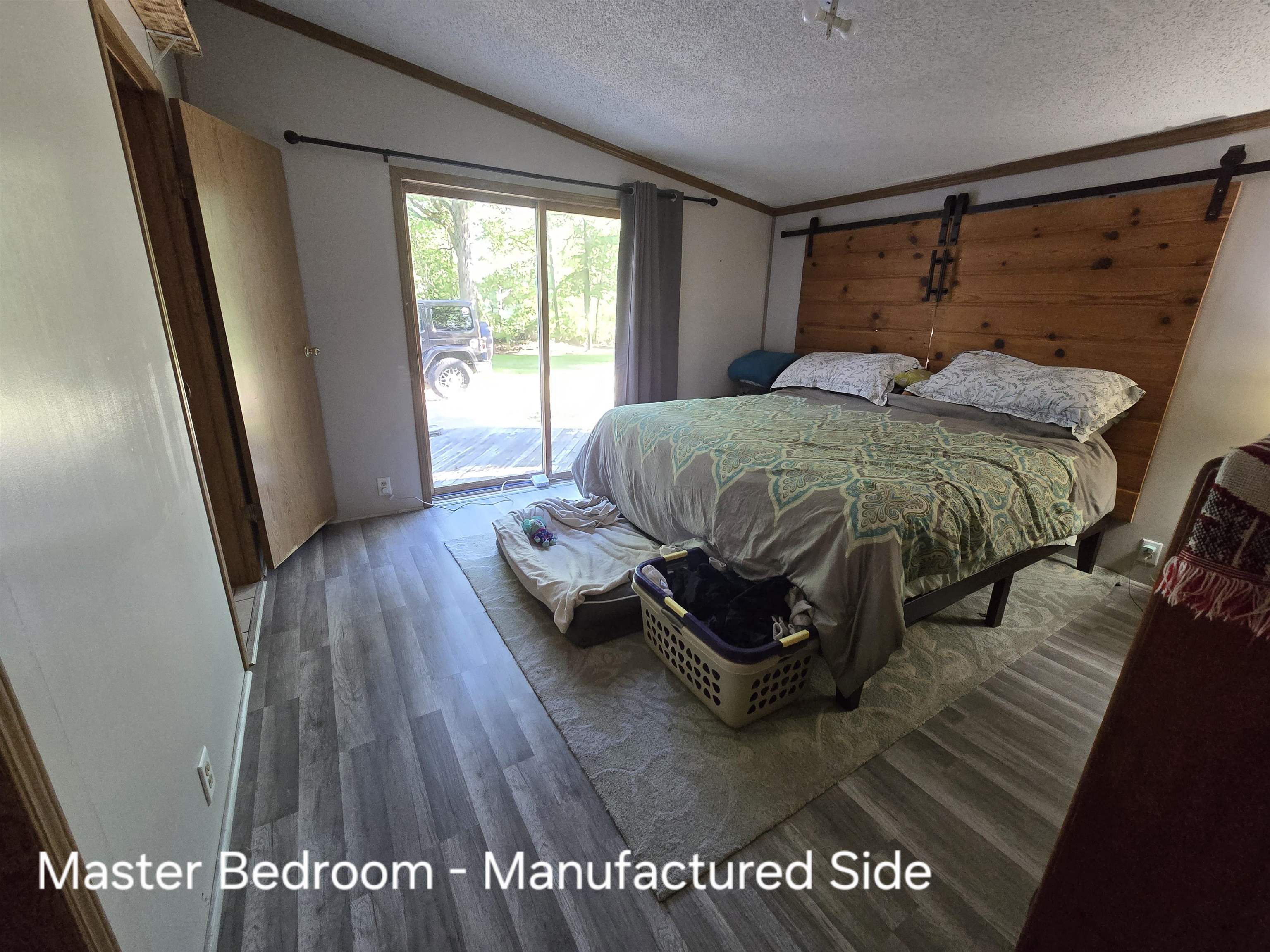 1867 South 5 Mile Road Midland, MI 48640 - Photo 21 of 30