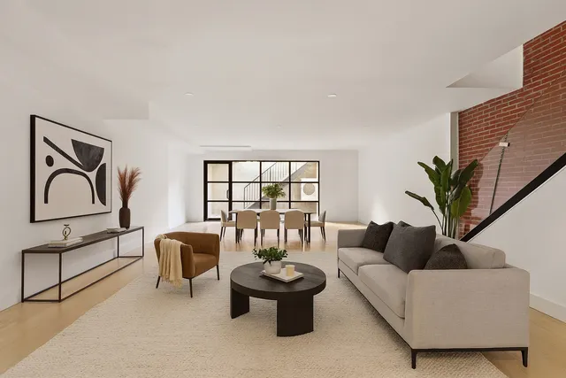 $1,900,000 | 323 South 5th Street, Unit GARDEN | Williamsburg